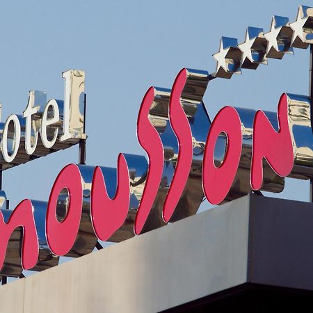 Hotel Mousson Michalovce Exterior foto